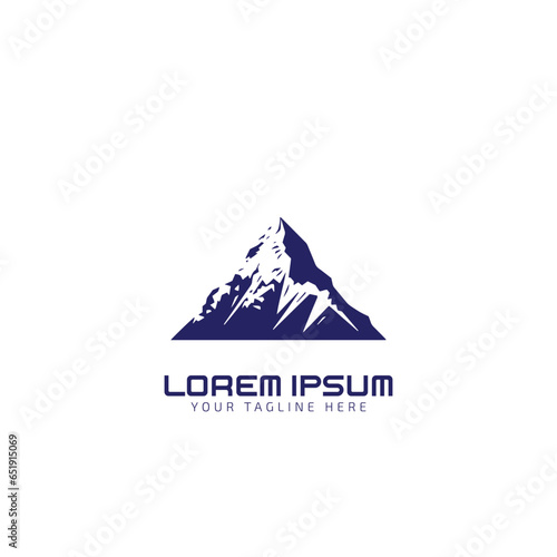 Mountain minimal logo icon design template © Saim Art