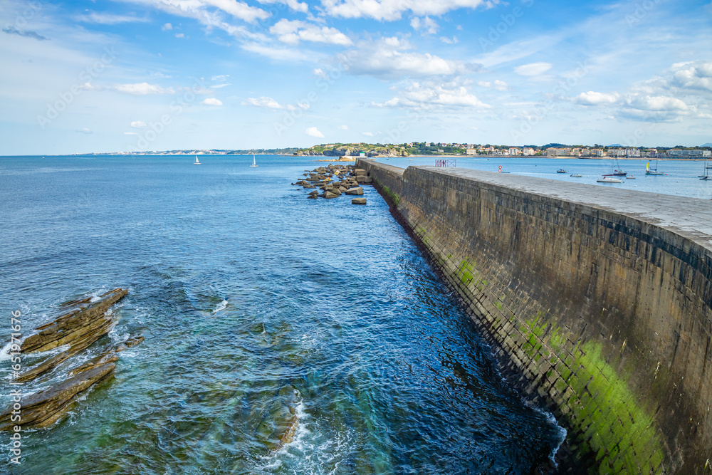 Socoa dike protecting the Saint-Jean-de-Luz bay near the fort of Socoa in Ciboure in France Socoa dike protecting the Saint-Jean-de-Luz bay near the fort of Socoa in Ciboure in France