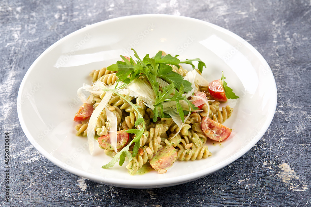 pasta with pesto and vegetables
