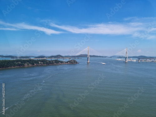  This is the sea coast with a view of Mokpo Bridge.