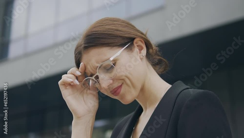 Wallpaper Mural Attractive woman feeling sudden sharp pain in her head, migraine attack close-up Torontodigital.ca