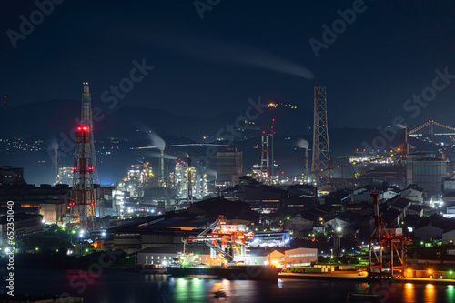 高塔山展望台から望む北九州の工場夜景 photo