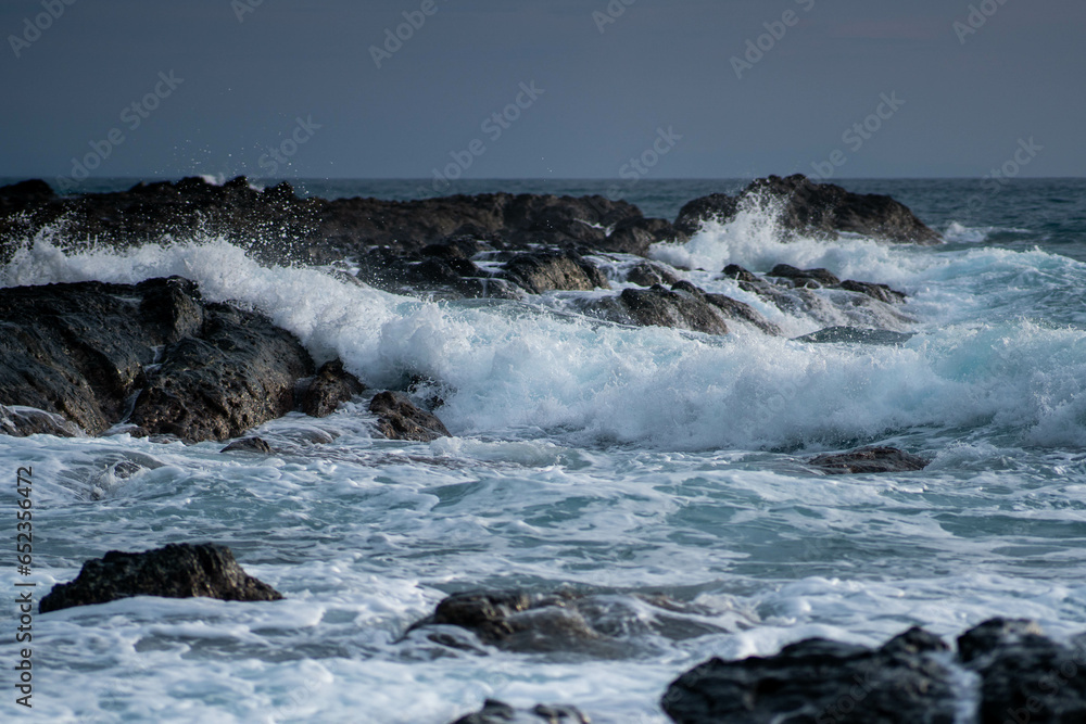 waves crashing on rocks waves crashing on rocks