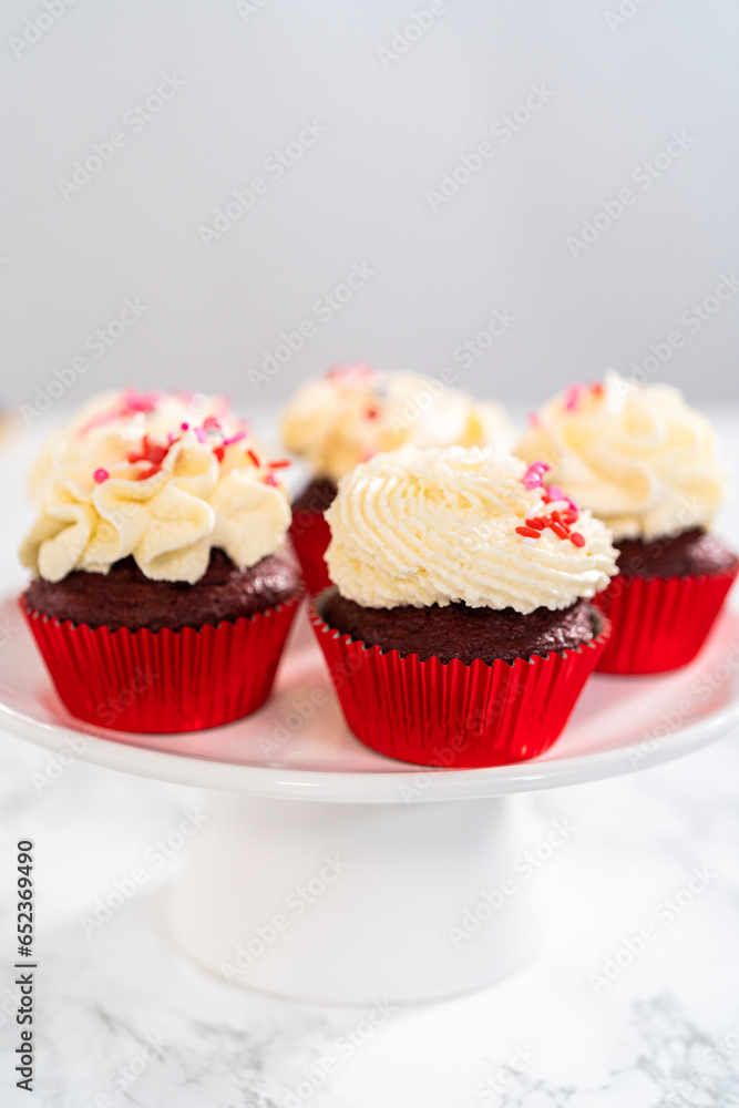 Red Velvet Cupcakes with White Chocolate Ganache Frosting