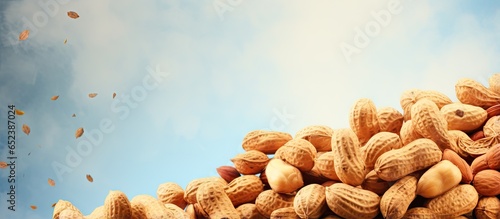 Peanuts from nature contras...
