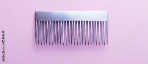 Black combs on a separate i...