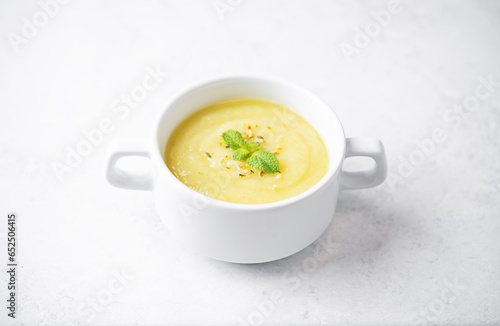 Zucchini soup in a bowl