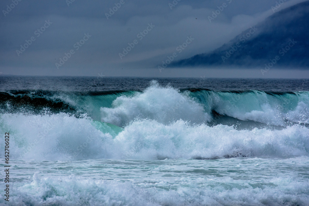 Waves rolling in Waves rolling in