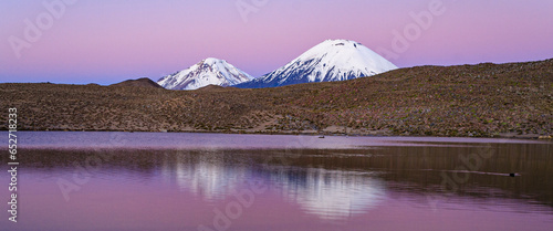 Vulkan Parinacota und Pomerape, Nationalpark Lauca, Chile photo