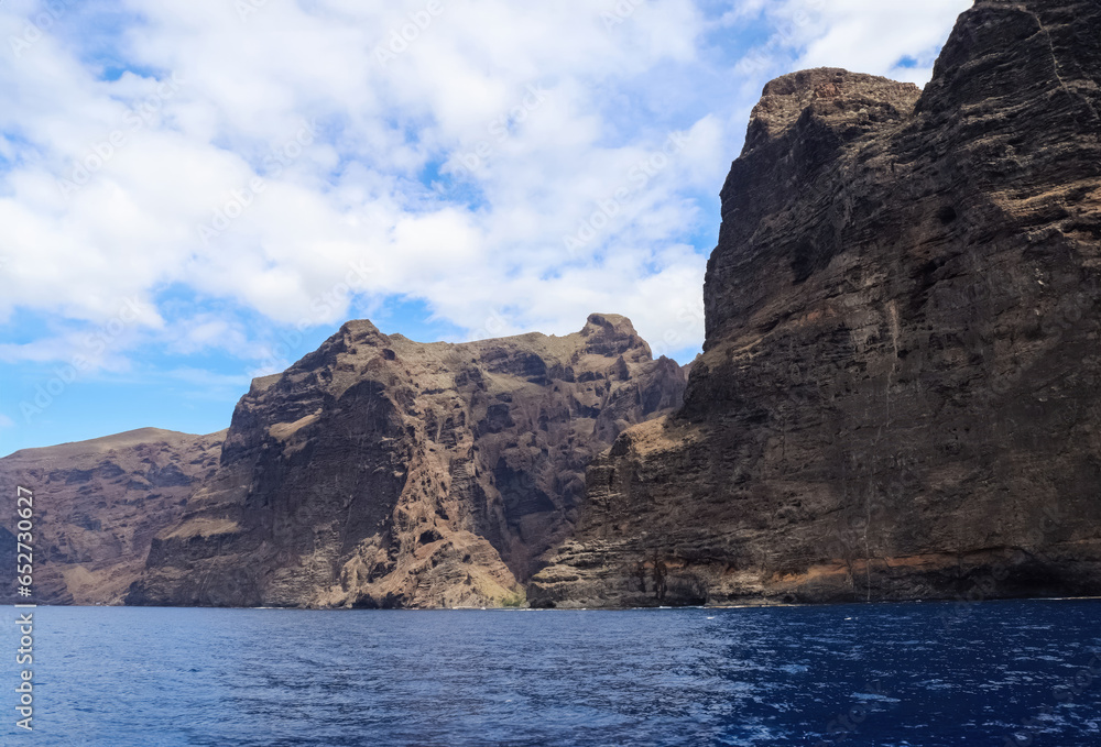 Φωτογραφία The mighty cliffs of Los Gigantes on the Canary Island of Tenerife
