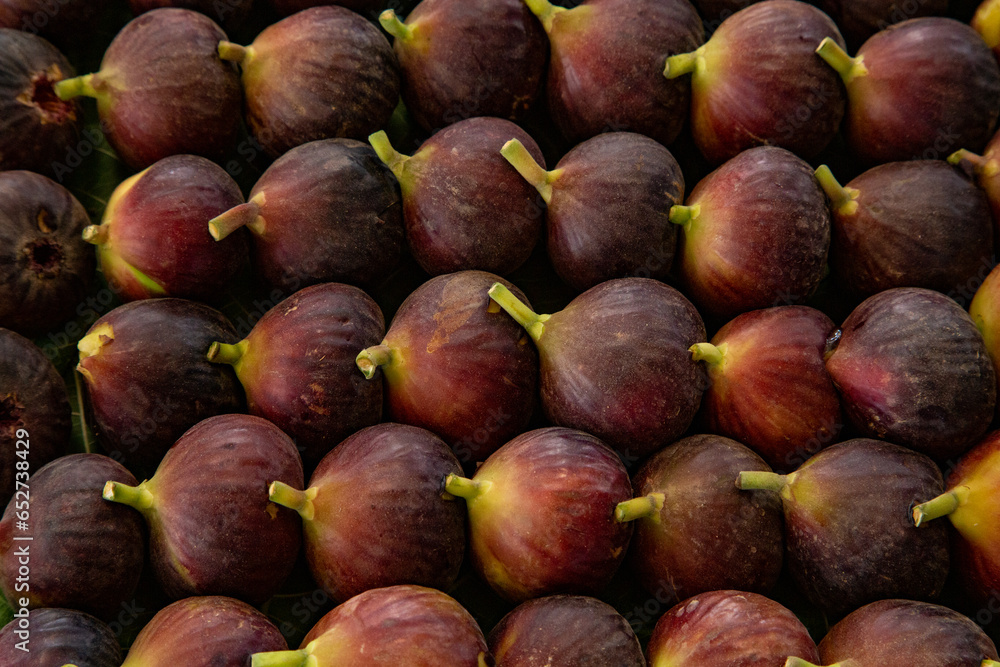 Fototapeta premium Rare tropical fruits are beautifully beaten in the shop for sale