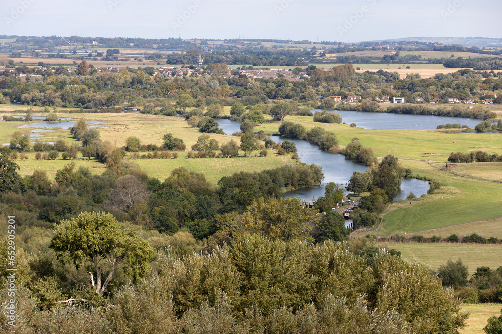 View over Day's Lock and the River Thames, Dorchester-on-Thames, Oxfordshire, England, United Kingdom, Europe View over Day's Lock and the River Thames, Dorchester-on-Thames, Oxfordshire, England, United Kingdom, Europe