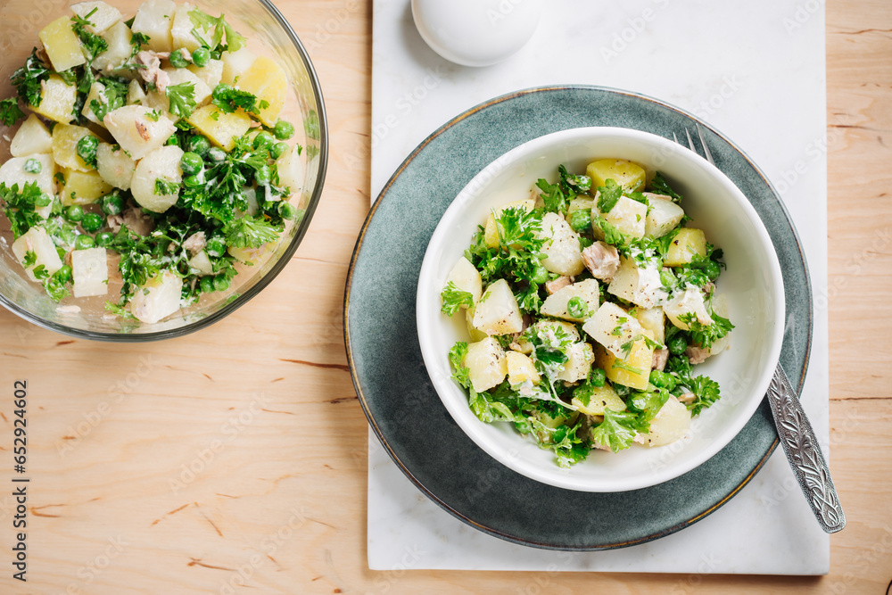 Salad with potatoes and tuna Salad with potatoes and tuna