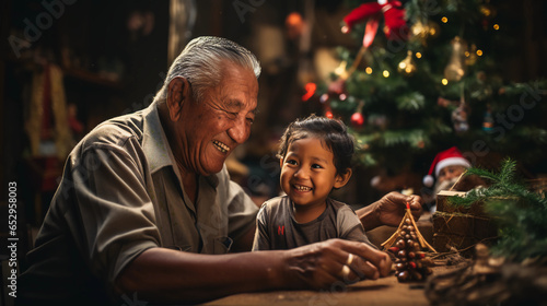 abuelo latino con su nieto latino leyendo un cuento referente a la epoca navideña con luces de fondo y muy sonrientes