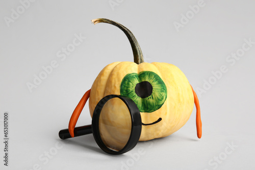 Funny Halloween pumpkin wit...