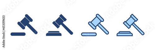 Gavel icon vector. judge gavel sign and symbol. law icon. auction hammer