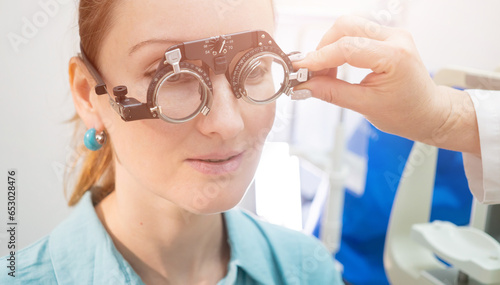 A device for selecting glasses  consisting of a lens and frames the doctor selects lenses for the patient 