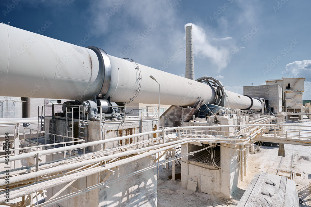 Long tubular rotary furnace for lime and clinker roasting Long tubular rotary furnace for lime and clinker roasting