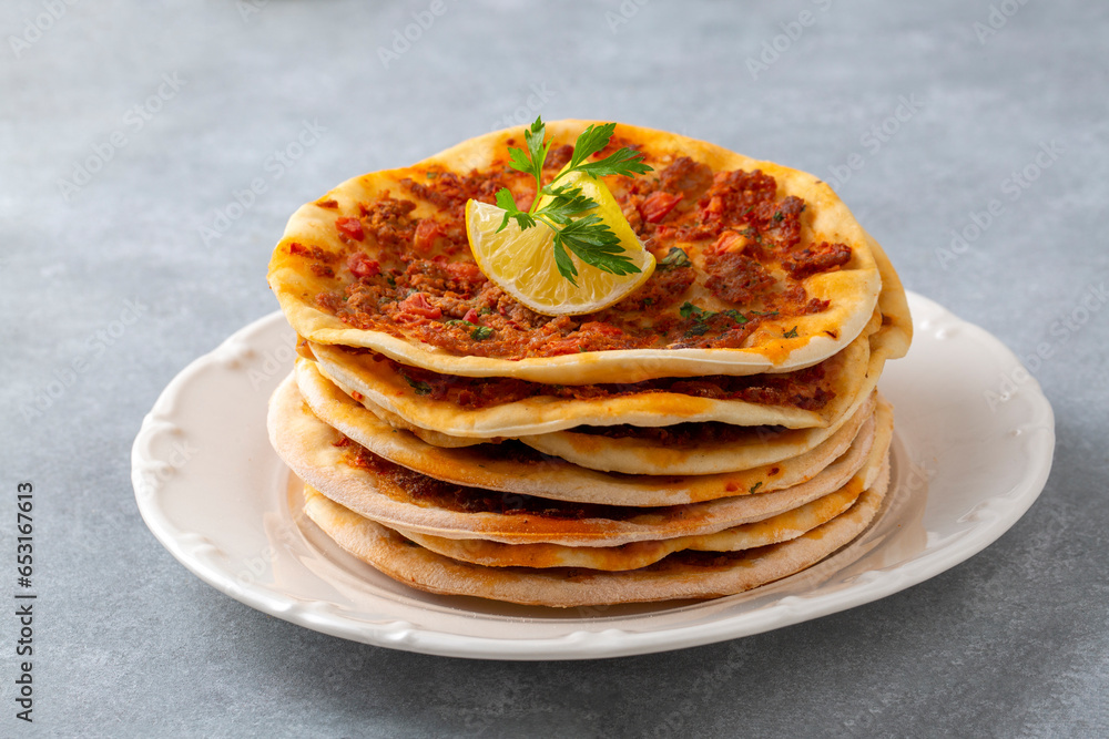 Turkish Food Findik Lahmacun - Mini Pizza