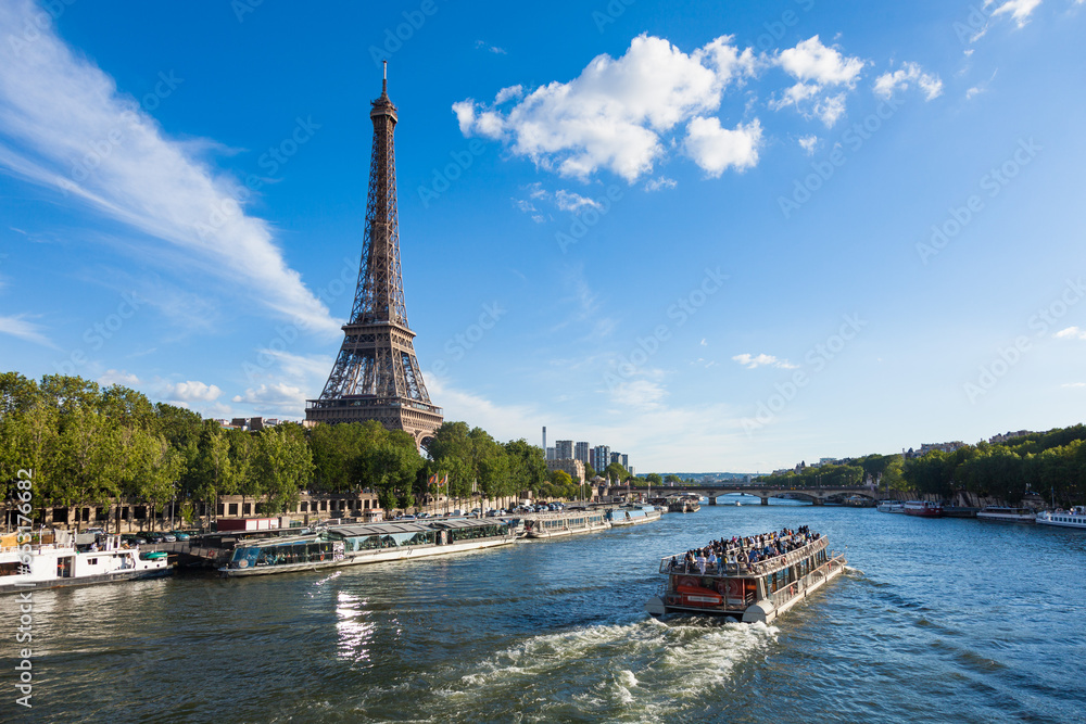The Eiffel Tower and seine river in Paris, France - obrazy, fototapety, plakaty 