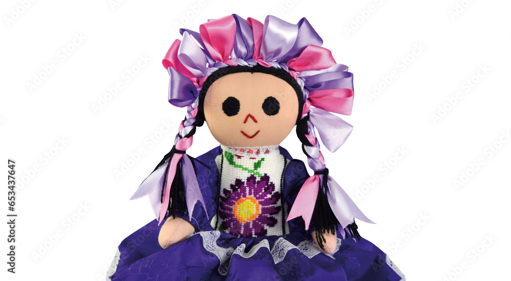 Colorida muñeca tradicional mexicana, hecha a mano por un miembro de un grupo étnico llamado 