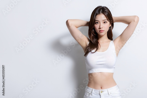 美肌美白の若い日本人女性の脱毛・美容・ビューティーポートレート(美人モデル)