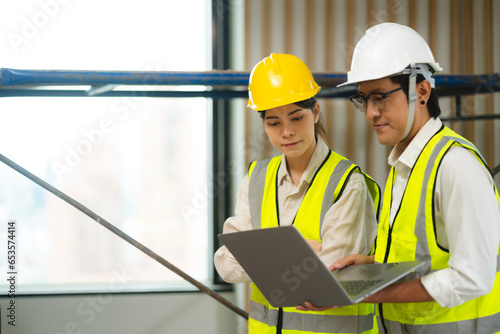 professional engineer and c...