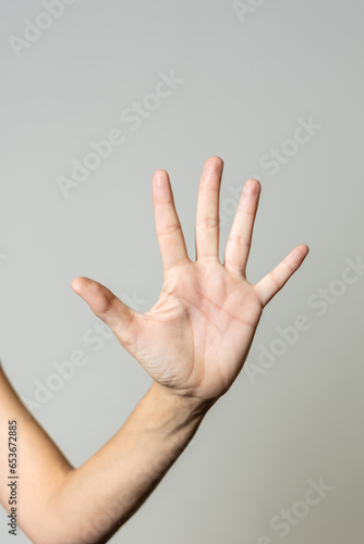 main doigt   cart   en signe de bonjour