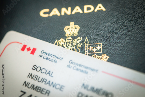 Kanadyjska karta SIN, ubezpieczenie spoleczne. Social Insurance Number. Obywatel kanady. Obywatelstwo. Commonwealth. 