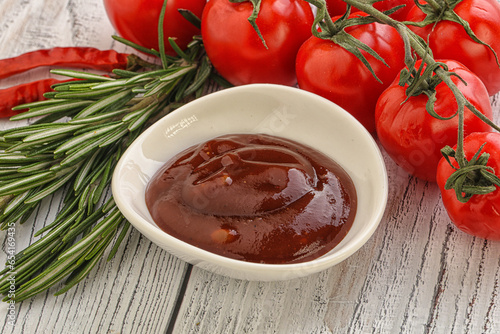 Tomato barbecue sauce on the bowl