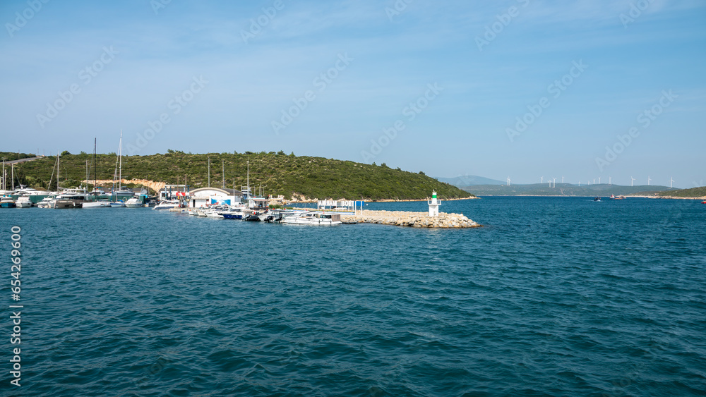 Obraz premium Panoramic view of the coast of Sigacik Seferihisar Izmir, Turkey