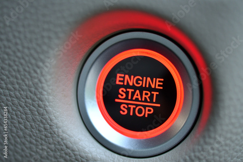 エンジンスタートボタン