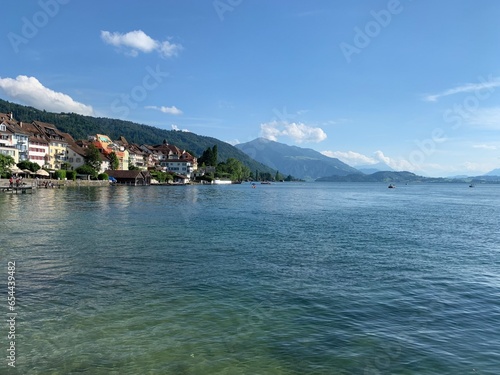 Blick auf Altstadt der Stadt Zug am Zugersee, Schweiz