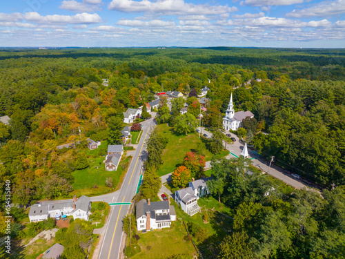 Fotografie Carlisle historic town center aerial view including First Religious Society church at 27 School Street and Town Common in historic town center of Carlisle, Massachusetts MA, USA