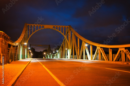 Bridge in Night - Street - Lantern - Potsdam - Germany - Glienicker Brücke - Brandenburg - Havel - Fachwerkbrücke - Straßenbrücke - Agentenaustausch - Eisenfachwerkbrücke