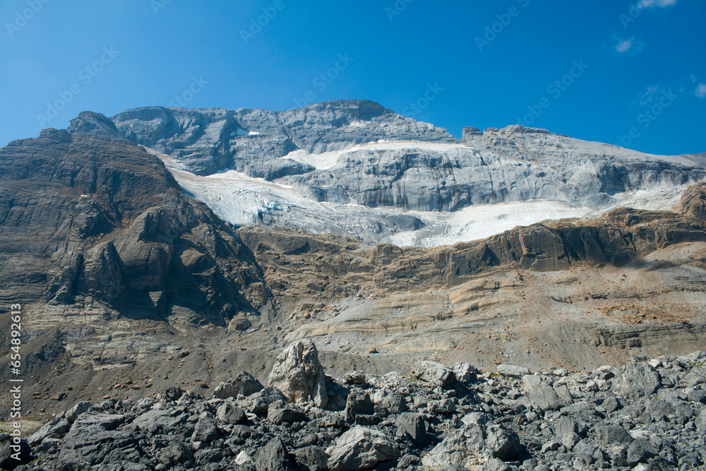 view of the pyrenean 'Monte Perdido' glacier from the Marboré or Tuca Roya valley, vertical photo.
