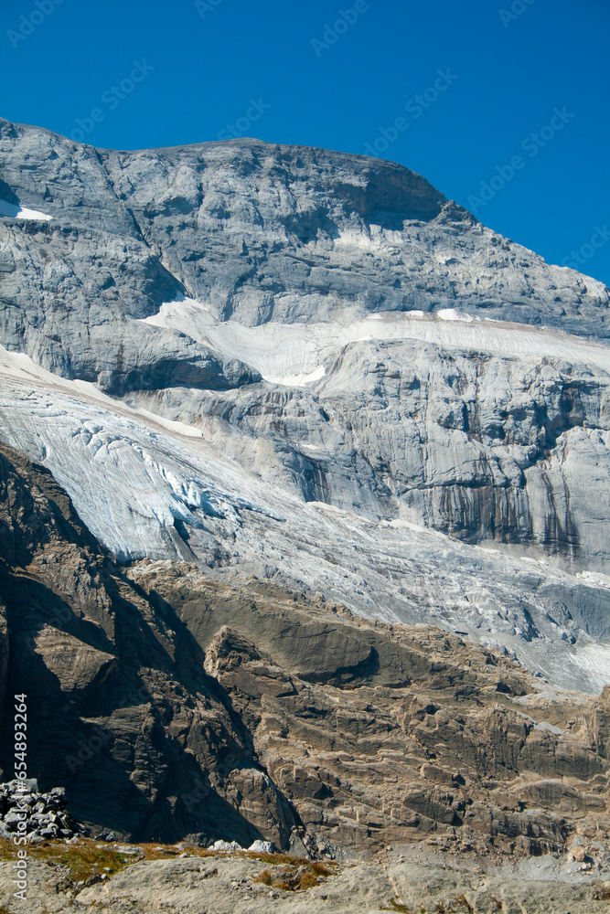 view of the glacier of 'Monte Perdido' from the Marboré or Tuca Roya valley