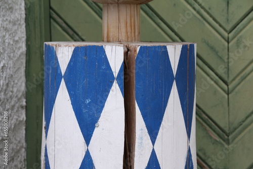 Baumstumpf von einem Maibaum photo