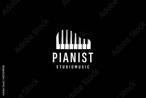 piano logo vector icon illustration