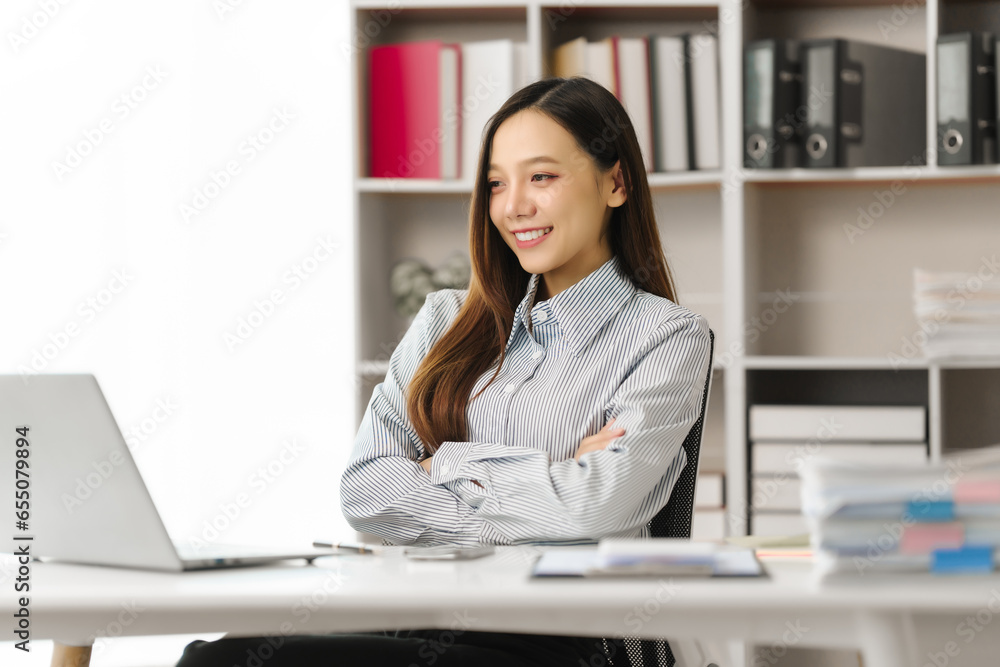 Asian people independent investment consultant captured in her element at office, donning formal business shirt. Her poised demeanor epitomizes blend of tradition modernity in today finance world Asian people independent investment consultant captured in her element at office, donning formal business shirt. Her poised demeanor epitomizes blend of tradition modernity in today finance world