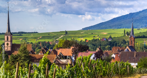 village de Mittelbergheim, Alsace  photo