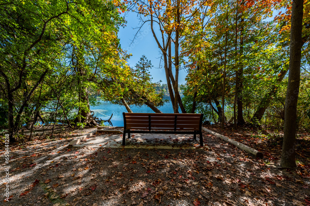 Green Lakes State Park: Syracuse, NY's natural gem featuring emerald lakes and scenic trails, ideal for outdoor enthusiasts and nature lovers Green Lakes State Park: Syracuse, NY's natural gem featuring emerald lakes and scenic trails, ideal for outdoor enthusiasts and nature lovers