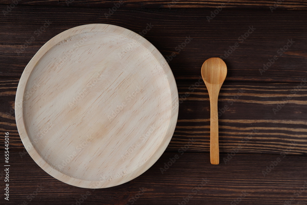 Wooden brown plate mockup,wood dish template on table