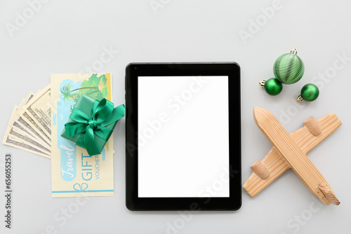 Tablet computer with wooden...