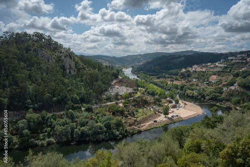 Paisagem da região de Penacova, distrito de Coimbra, Portugal