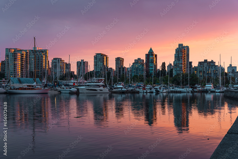vancouver skyline at sunset