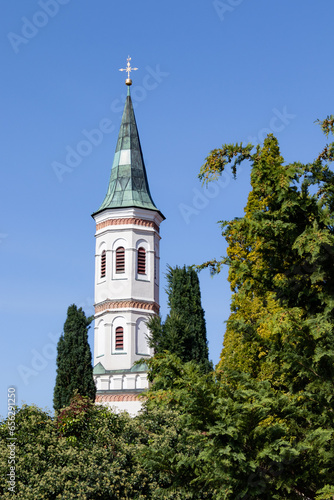 Friedhof mit Kirche Sankt Salvator und Sebastian Weilheim in Oberbayern