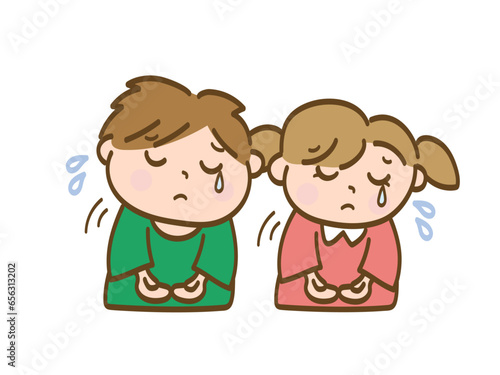ごめんなさいをして謝る男の子と女の子_小学生低学年_幼児