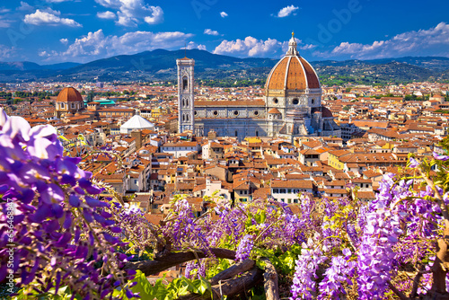 Canvas-taulu Florence rooftops and cathedral di Santa Maria del Fiore or Duomo view