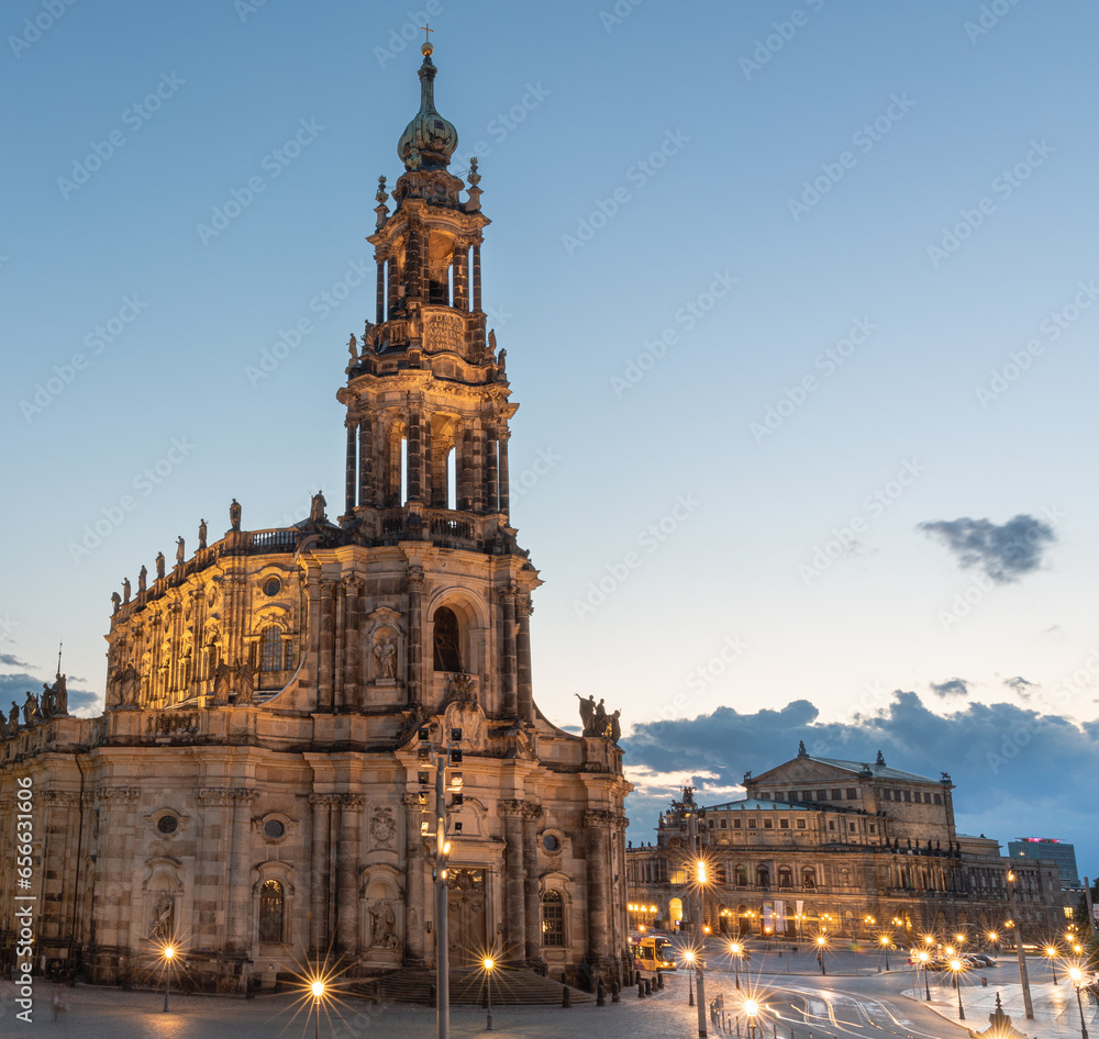 Kathedrale der Heiligen Dreifaltigkeit in Dresden - obrazy, fototapety, plakaty 